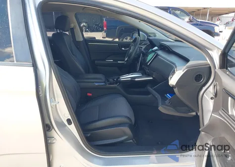 2018 Honda Clarity Plug-In Hybrid from USA, damaged, VIN JHMZC5F19JC008589